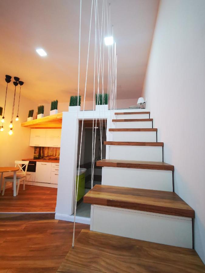 Theater Studios Будапеща Екстериор снимка